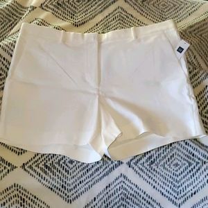 Gap white tailored shorts